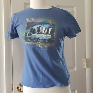 SeaWorld t shirt penguin